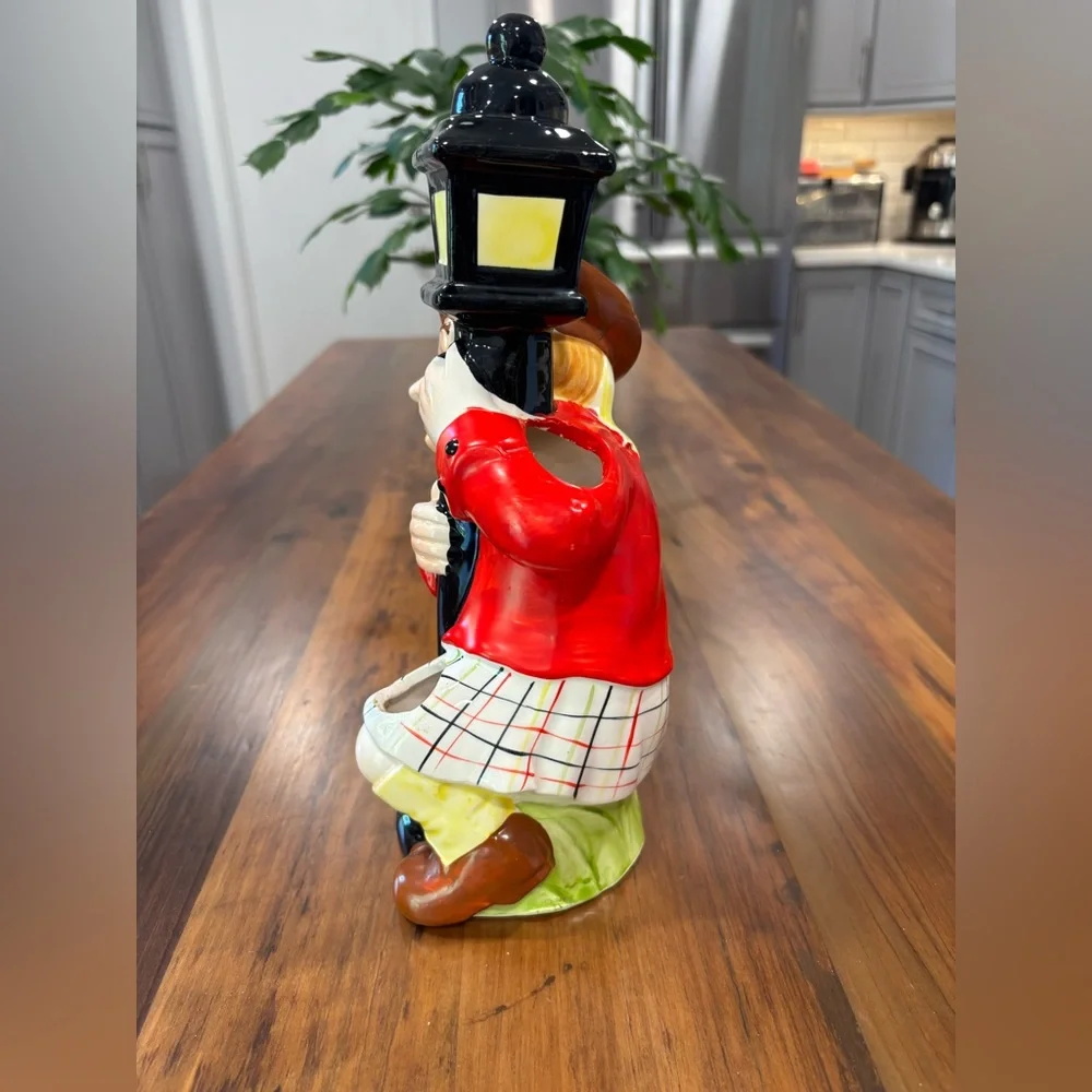 Vintage MCM Drunken Scotsman Hugging Lampost 1950’s Bar Accessory Holder